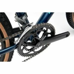 Kona Rove AL 650 Gravel Bike (2022) -Vélos enfr Kona Rove AL 650 Gravel Bike 2022 Adventure Bikes Satin Gose Blue 2022 B22RVA6552 8