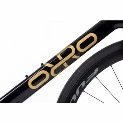Orro Gold STC 105 Di2 R500DB Road Bike (2023) -Vélos enfr Orro Gold STC 105 Di2 R800DB Road Bike 05
