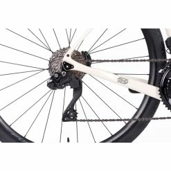 Orro Terra C 105 Di2 RR900 Gravel Bike (2023) -Vélos enfr Orro Terra C 105 Di2 RR900 Gravel Bike 2023 Adventure Bikes SD Chalk 2023 ORRTC2717RR9SDC46 7