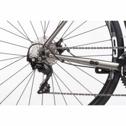 Orro Terra Gravel 105 R900 Flatbar Gravel Bike (2023) -Vélos enfr Orro20Terra20Gravel2010520R90020Flatbar20Gravel20Bike202023203