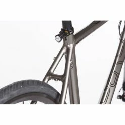 Orro Terra Gravel 105 R900 Flatbar Gravel Bike (2023) -Vélos enfr Orro20Terra20Gravel2010520R90020Flatbar20Gravel20Bike20202320520copy