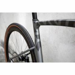 Vélo Ridley Kanzo Fast Rival1 HD (gravel, 2021) 21 Vélo Ridley Kanzo Fast Rival1 HD (gravel, 2021) -Vélos enfr Ridley Kanzo Fast Rival1 HD Gravel Bike 2021 Adventure Bikes Grey 2021 SBIKAFRID020 0