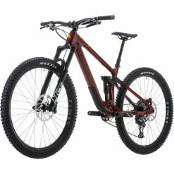 Vitus Escarpe 29 AMP Mountain Bike -Vélos enfr Vitus Escarpe 29 AMP Mountain Bike 2022 Octane Red 05