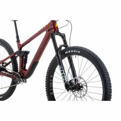 Vitus Escarpe 29 AMP Mountain Bike -Vélos enfr Vitus Escarpe 29 AMP Mountain Bike 2022 Octane Red 12