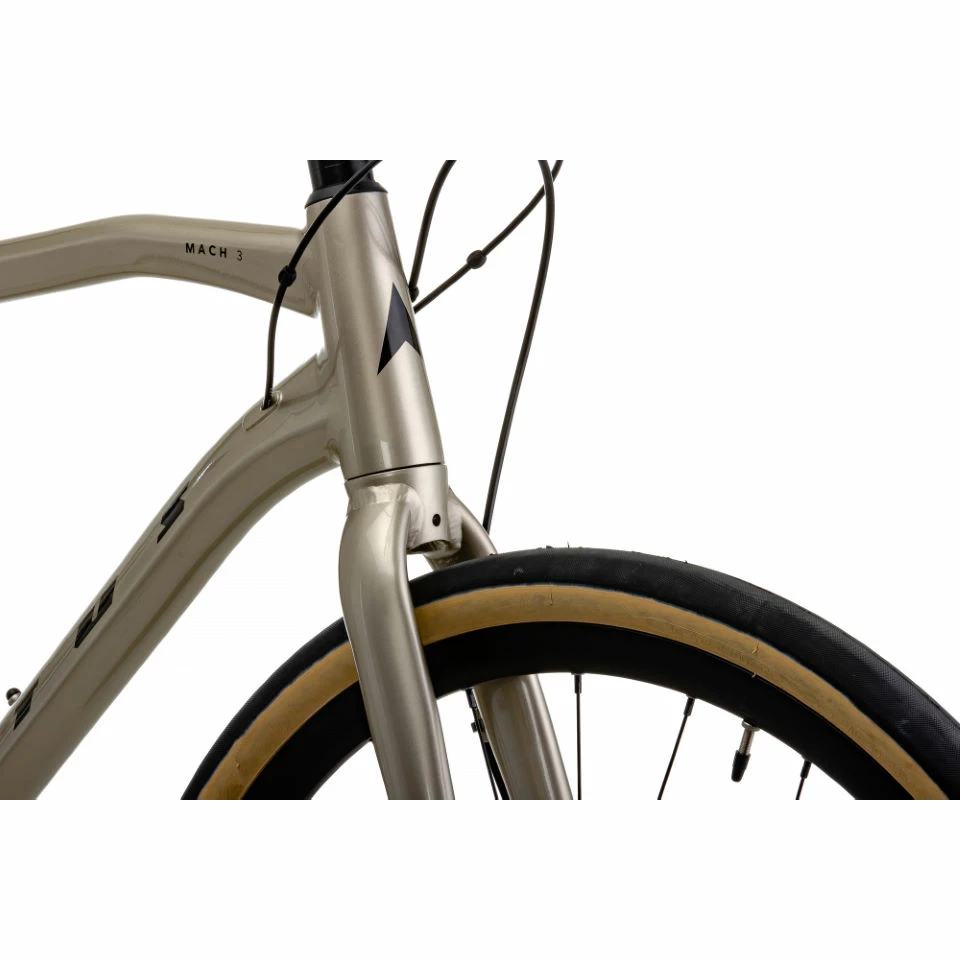 Vélo De Ville Vitus Mach 3 VR (Claris, 2022) 10 Vélo De Ville Vitus Mach 3 VR (Claris, 2022) - Image 8