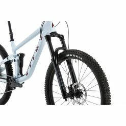 Vitus Mythique 27 VRS Mountain Bike -Vélos enfr Vitus Mythique 27 VRS Mountain Bike 2023 Oryx Grey 13