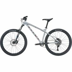 Vitus Nucleus 27 VRS Dropper And Pedals Bundle 26 Vitus Nucleus 27 VRS Dropper And Pedals Bundle -Vélos enfr Vitus Nucleus 27 VRS Mountain Bike 2022 Oryx Grey 04